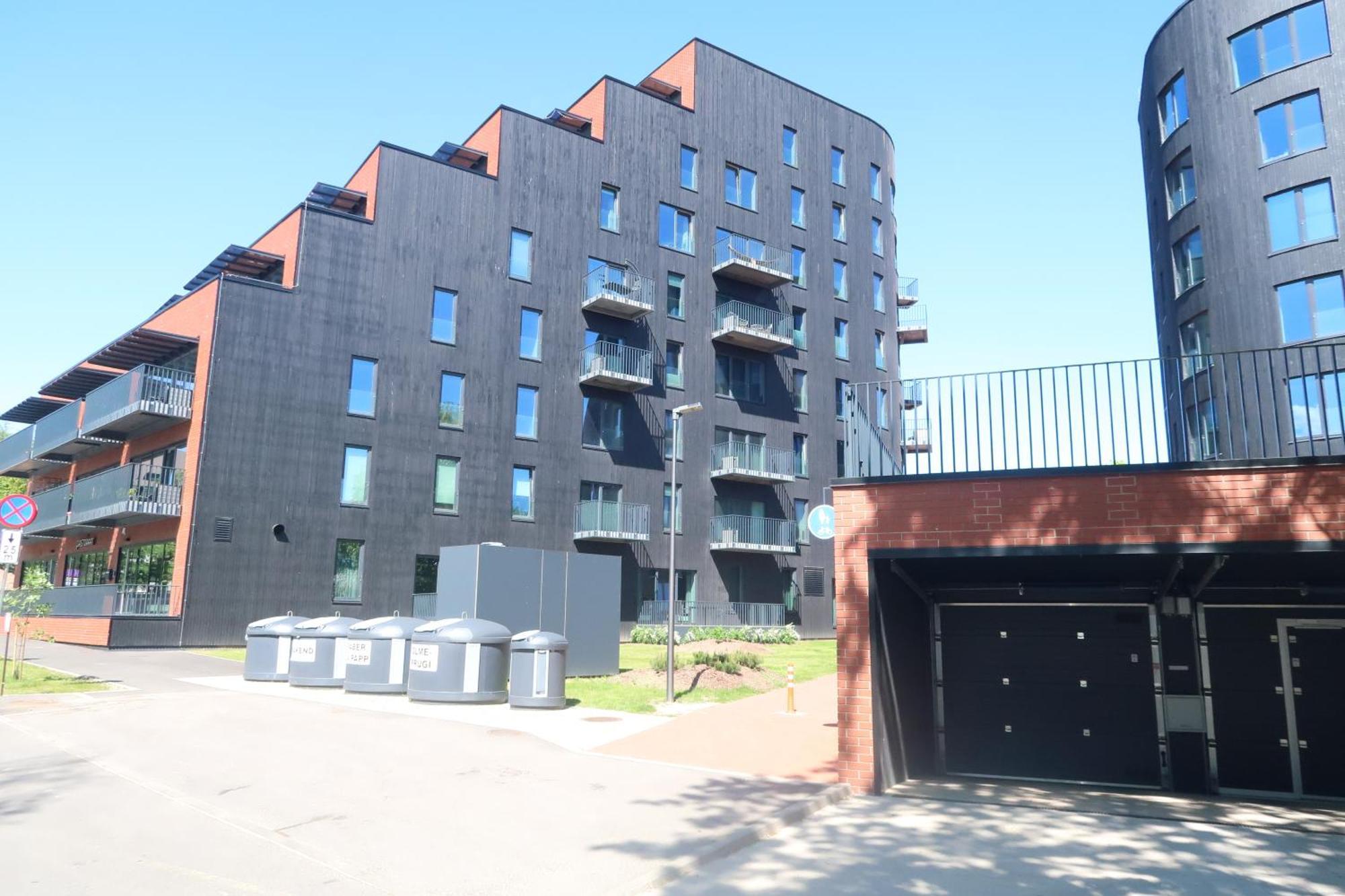 Aatrium Kinnisvara Riia Str 22 80 M2 With 45 M2 Terrace Apartment